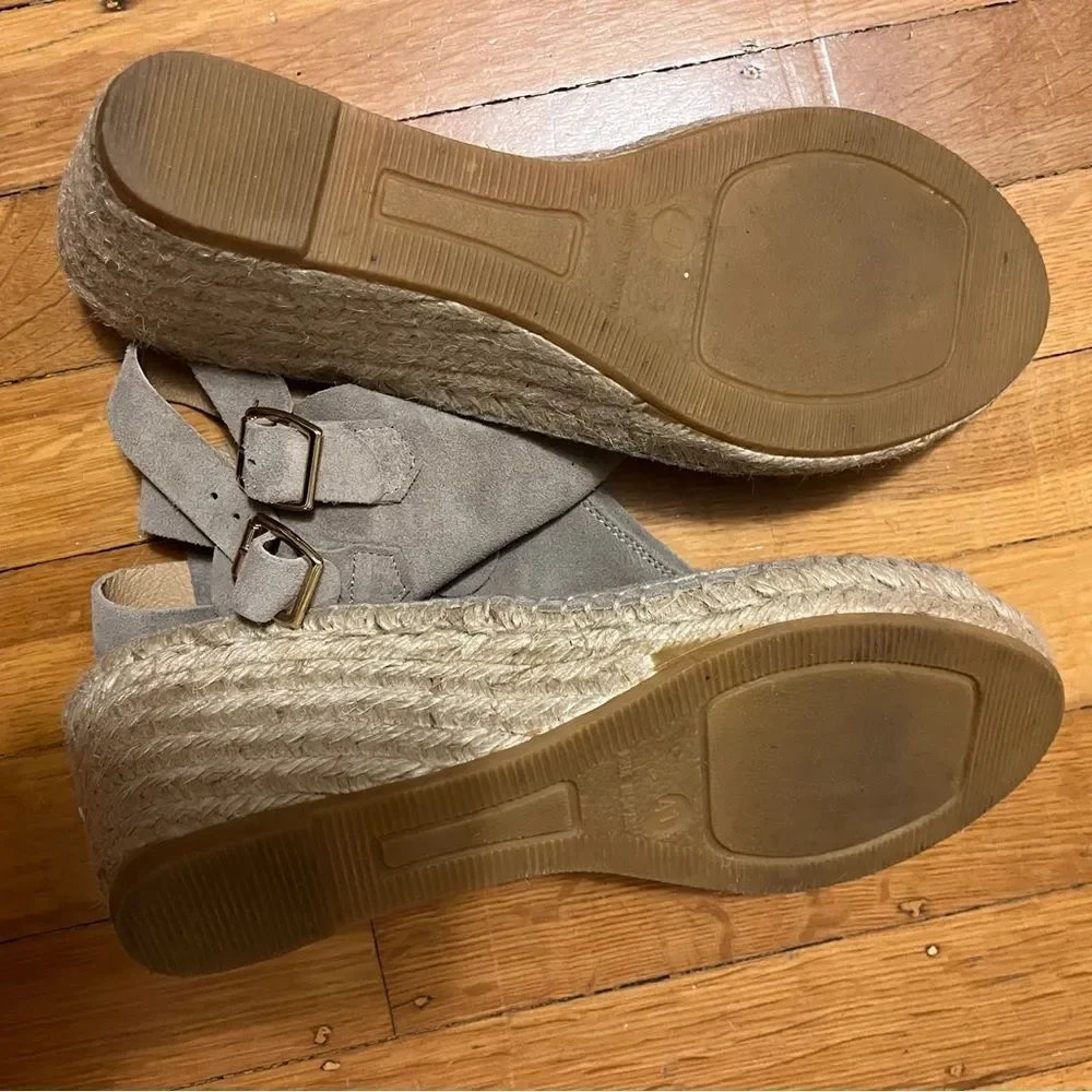 Kanna suede wedge espadrille sandals taupe grey beige double ankle buckle 9.5 41
